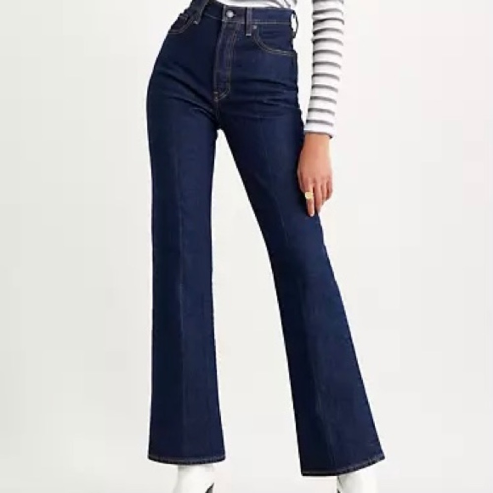 Levi's® Premium RIBCAGE BOOTCUT WOMEN'S JEANS